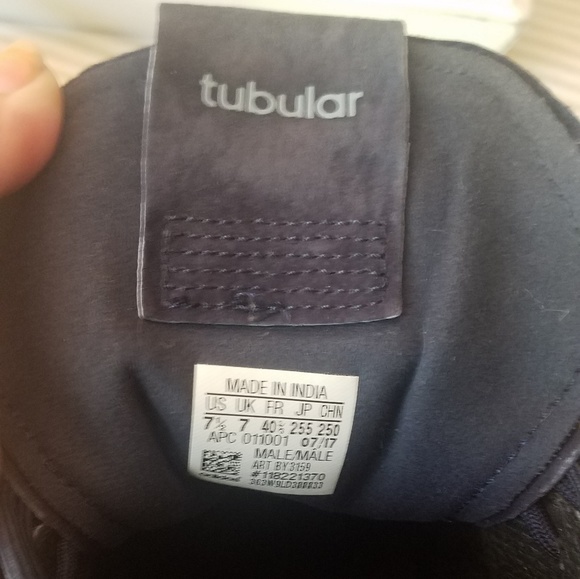 Adidas - Picture 4 of 4